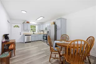 715 Dillon St, Thomasville, NC 27360 - Photo 25