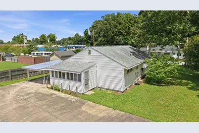 106 Crestwood Circle, High Point, NC 27260 - Photo 37