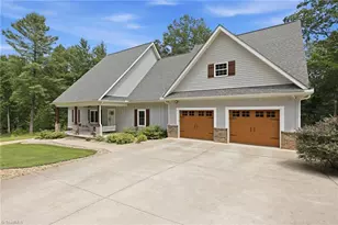 612 Niston Ln, Mount Airy, NC 27030 - Photo 3
