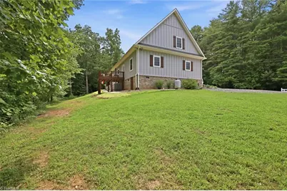 612 Niston Lane, Mount Airy, NC 27030 - Photo 9