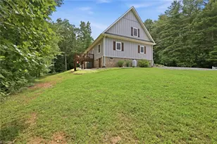 612 Niston Ln, Mount Airy, NC 27030 - Photo 9