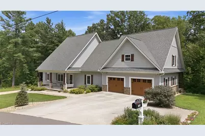 612 Niston Lane, Mount Airy, NC 27030 - Photo 5