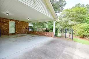 1507 Overlook Dr, Wilkesboro, NC 28697 - Photo 31