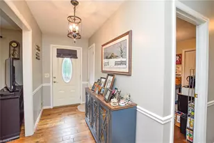 1507 Overlook Dr, Wilkesboro, NC 28697 - Photo 5