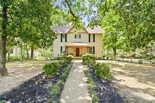 916 W Davis St, Burlington, NC 27215 - Photo 1