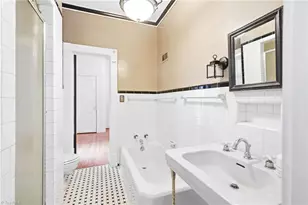 916 W Davis St, Burlington, NC 27215 - Photo 15