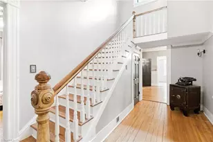 916 W Davis St, Burlington, NC 27215 - Photo 9