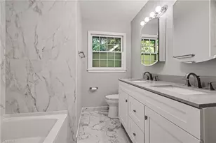 1105 McDowell Dr, Greensboro, NC 27408 - Photo 19