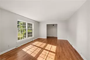 1105 McDowell Dr, Greensboro, NC 27408 - Photo 7