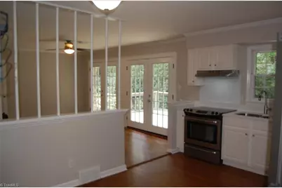1105 McDowell Drive, Greensboro, NC 27408 - Photo 5