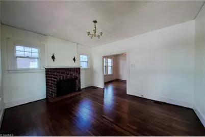 3004 N Patterson Avenue, Winston-Salem, NC 27105 - Photo 3