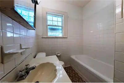 3004 N Patterson Avenue, Winston-Salem, NC 27105 - Photo 17