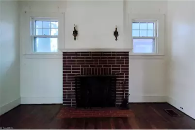 3004 N Patterson Avenue, Winston-Salem, NC 27105 - Photo 5