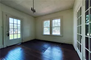 3004 N Patterson Ave, Winston-Salem, NC 27105 - Photo 23