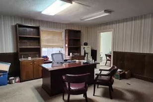 606 Randolph St, Thomasville, NC 27360 - Photo 13