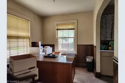 606 Randolph Street, Thomasville, NC 27360 - Photo 11