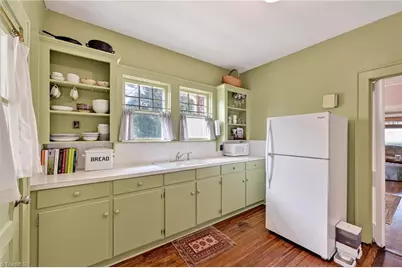 725 Lockland Avenue, Winston-Salem, NC 27103 - Photo 13