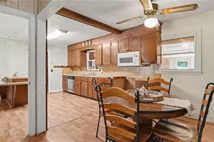 132 Cedarwood Dr, Eden, NC 27288 - Photo 9