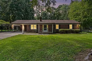 132 Cedarwood Dr, Eden, NC 27288 - Photo 3