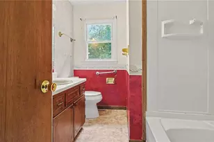 132 Cedarwood Dr, Eden, NC 27288 - Photo 17