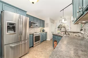 80 Harris Farm Ct, Thomasville, NC 27360 - Photo 9