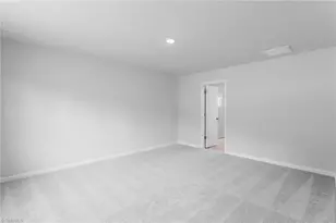 118 Primrose St, King, NC 27021 - Photo 21
