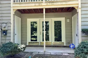 702 Glendale Dr, Greensboro, NC 27406 - Photo 11