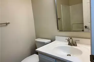 702 Glendale Dr, Greensboro, NC 27406 - Photo 7