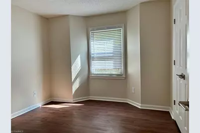 702 Glendale Drive, Greensboro, NC 27406 - Photo 9