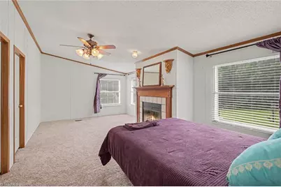 1060 Knobview Lane, Pilot Mountain, NC 27041 - Photo 23