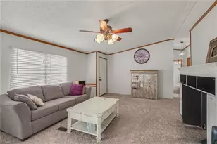 1060 Knobview Ln, Pilot Mountain, NC 27041 - Photo 7