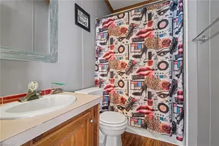 1060 Knobview Ln, Pilot Mountain, NC 27041 - Photo 17