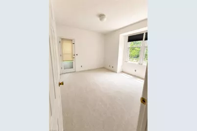324 Meadows Circle, Winston-Salem, NC 27104 - Photo 7