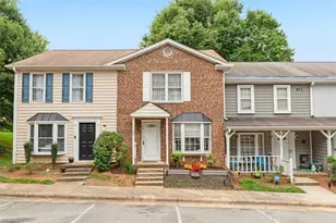 811 Ashebrook Dr, Greensboro, NC 27409 - Photo 1