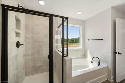 3109 Hayes Village Road, Greensboro, NC 27405 - Photo 29