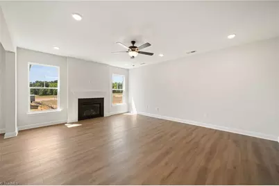 3109 Hayes Village Road, Greensboro, NC 27405 - Photo 9
