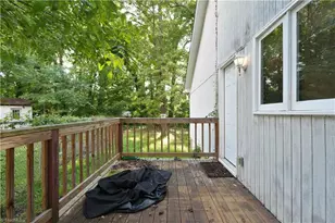 9 Pear Tree Ct, Greensboro, NC 27401 - Photo 29