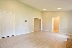 9 Pear Tree Ct, Greensboro, NC 27401 - Photo 7