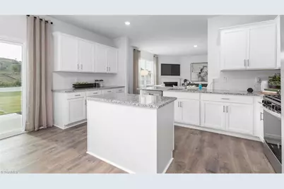 404 Grant Ryan Drive, Jamestown, NC 27282 - Photo 17