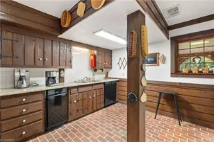 2864 Fairmont Rd, Winston-Salem, NC 27106 - Photo 39