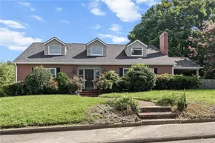 124 Orchard St, Mount Airy, NC 27030 - Photo 1