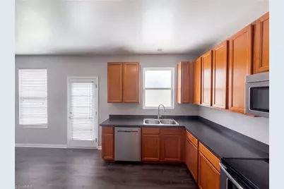 518 Macgregor Drive, Burlington, NC 27217 - Photo 9