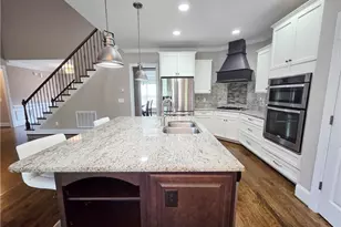 5029 Bennington Way, High Point, NC 27262 - Photo 5