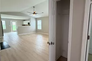 3963 Heather View Ln, Winston-Salem, NC 27127 - Photo 5