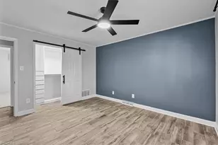 2918 New Hanover Dr, Greensboro, NC 27408 - Photo 23