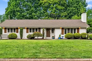 2918 New Hanover Dr, Greensboro, NC 27408 - Photo 1