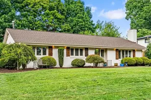 2918 New Hanover Dr, Greensboro, NC 27408 - Photo 3
