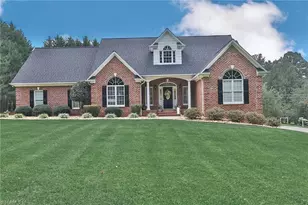 531 Westbrook St, Jonesville, NC 28642 - Photo 1