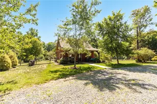 2108 Glenside Dr, Greensboro, NC 27405 - Photo 3