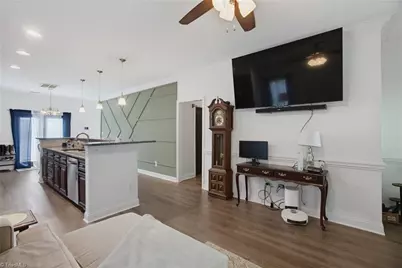 2108 Glenside Drive, Greensboro, NC 27405 - Photo 7